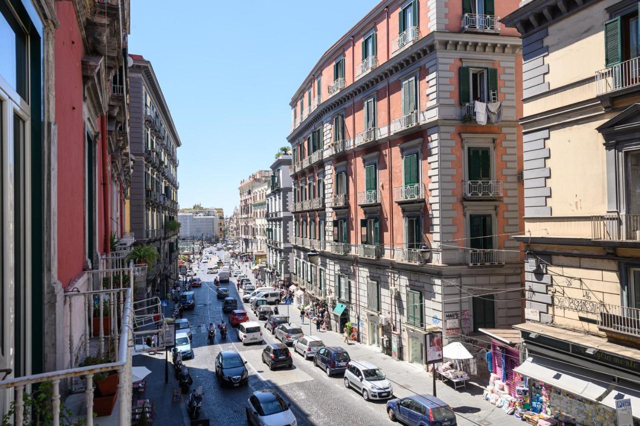 L'Angoletto In Centro نابولي المظهر الخارجي الصورة