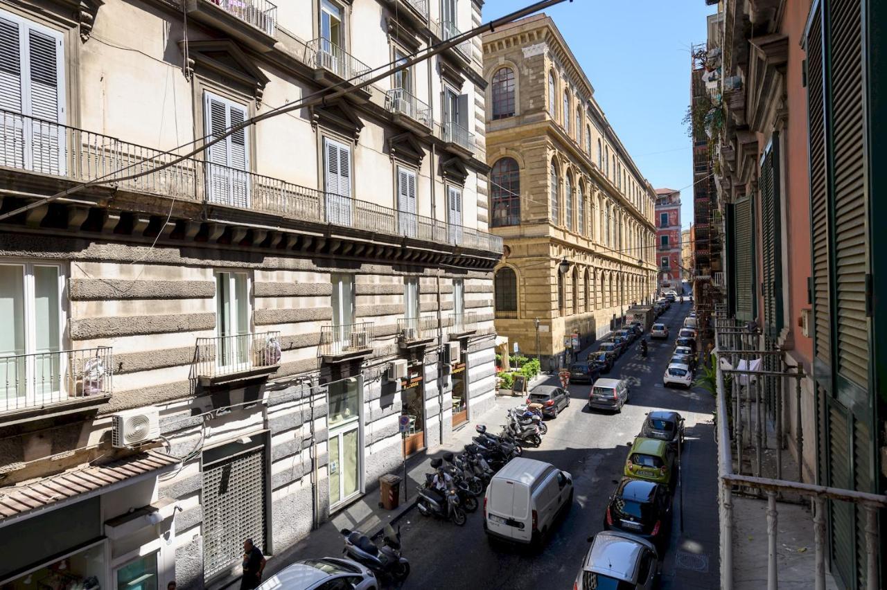 L'Angoletto In Centro نابولي المظهر الخارجي الصورة